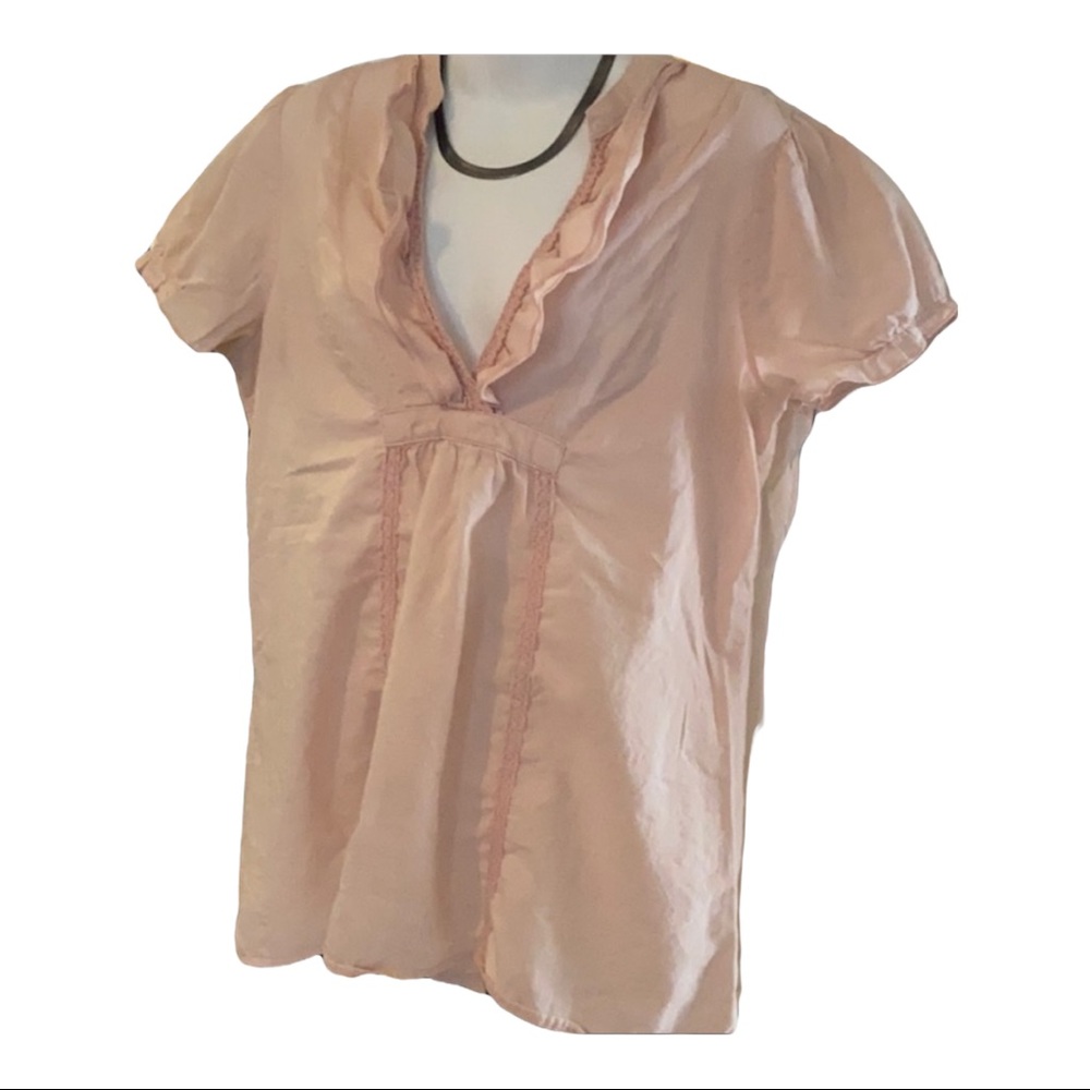 Pretty peach colored top